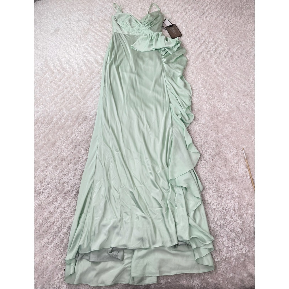 Mac Duggal NWT Pistachio Gown Women's 2 Ruffle Formal Dress Evening Party Maxi
